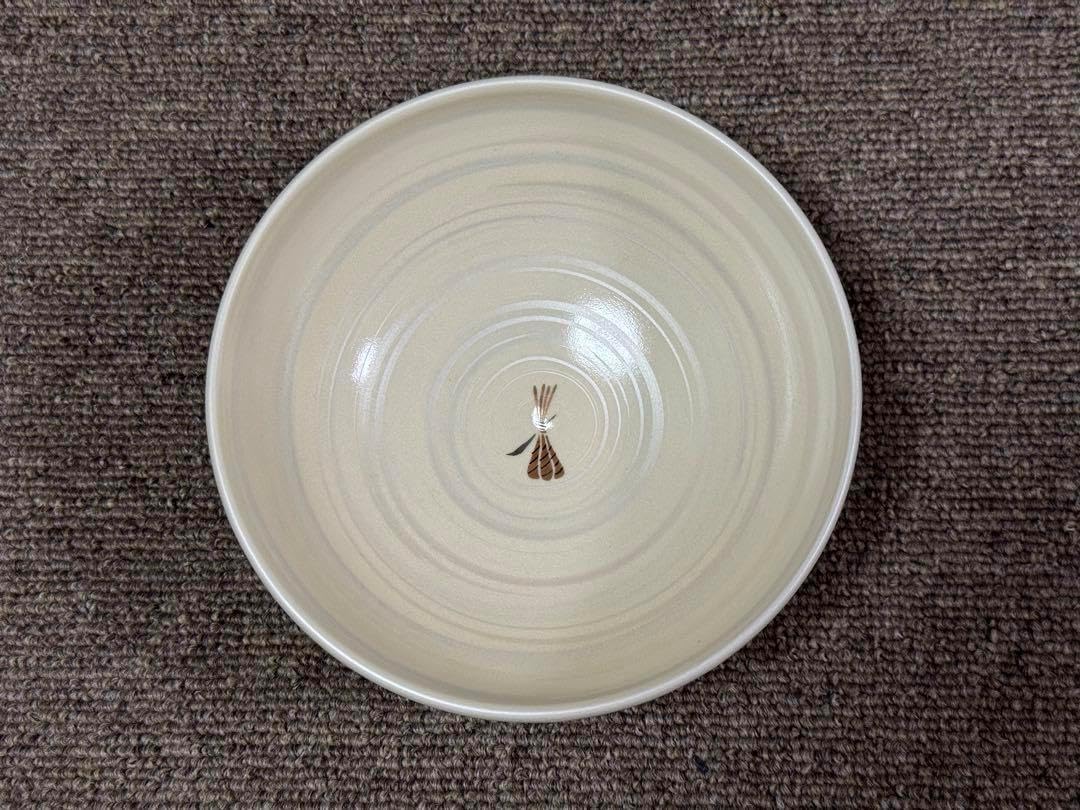 135桑野むつ子 京都 御所の花十二ヶ月【11月紅葉】抹茶椀・和陶皿 しおり付 桑野むつ子 京都 御所の花十二ヶ月【11月 紅葉】抹茶椀 京都御所